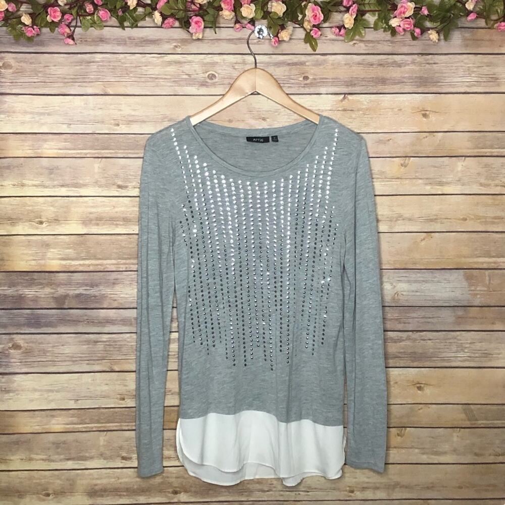 🌷5 for $25 Apt. 9 Silver Sequin Long Sleeves Top